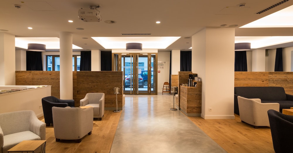 Bayer 89 Vi Vadi Hotel 32/51