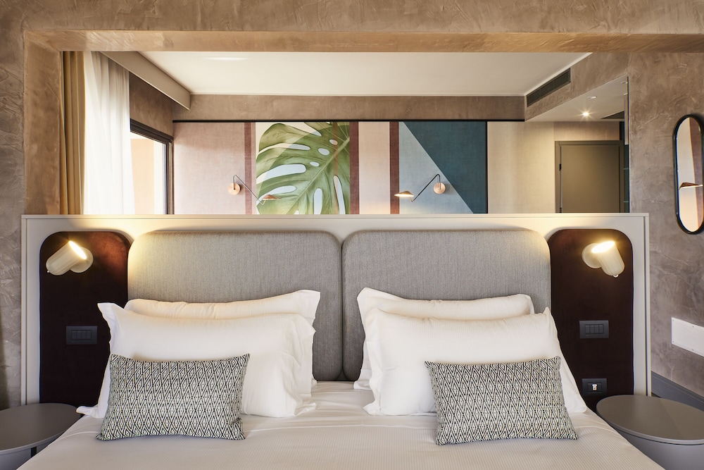 Hotel Villa Pamphili 65/84