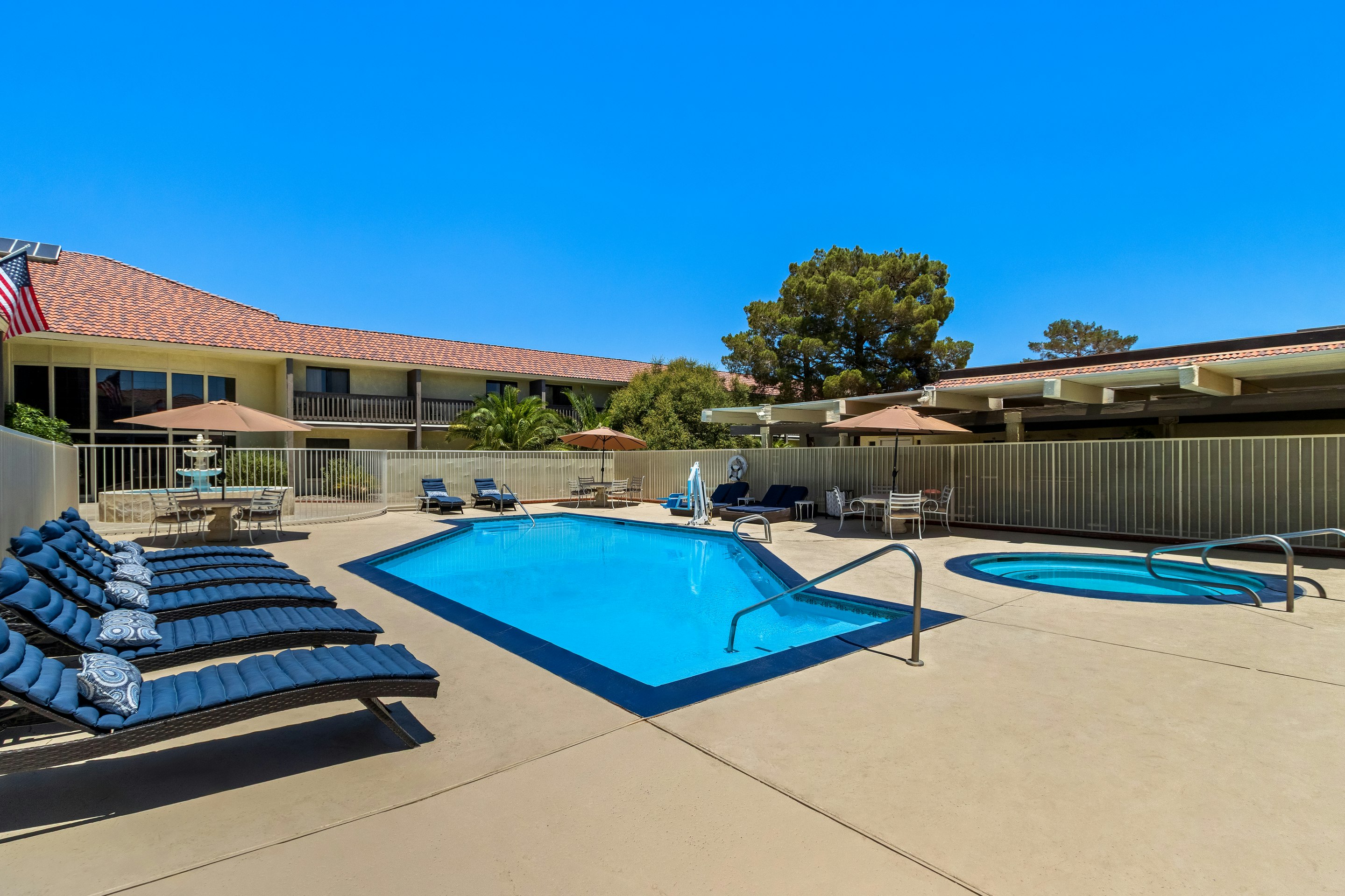 Rodeway Inn And Suites Heritage 69/69