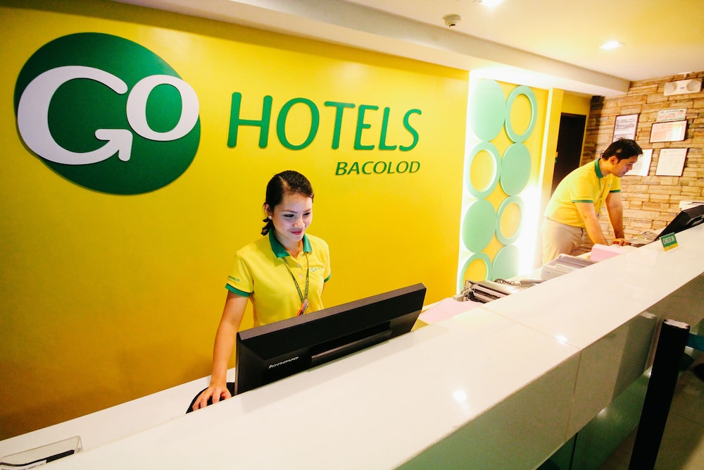 Go Hotels Bacolod 11/58