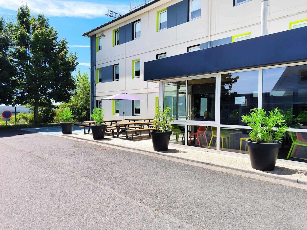 Ibis Budget Poitiers Nord Futuroscope 63/71