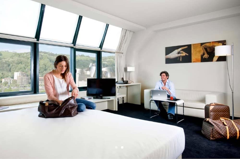 Miro Hotel 22/70