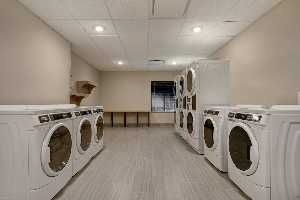 Staybridge Suites Overland Park - Kansas City S 23/69