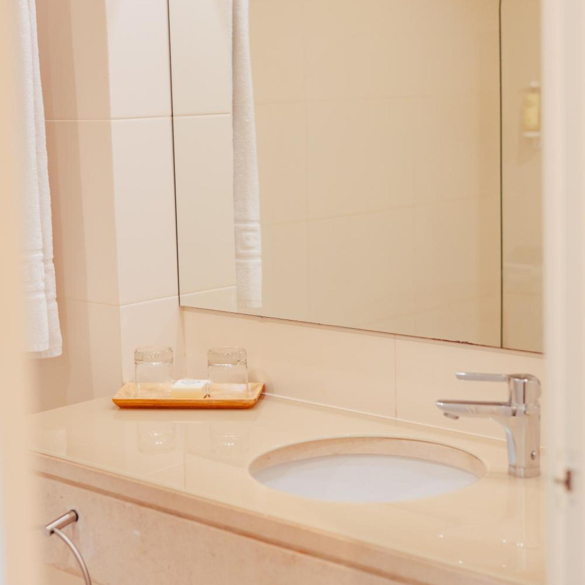 Room, Double or Twin Bed, Star Inn Peniche 10/10