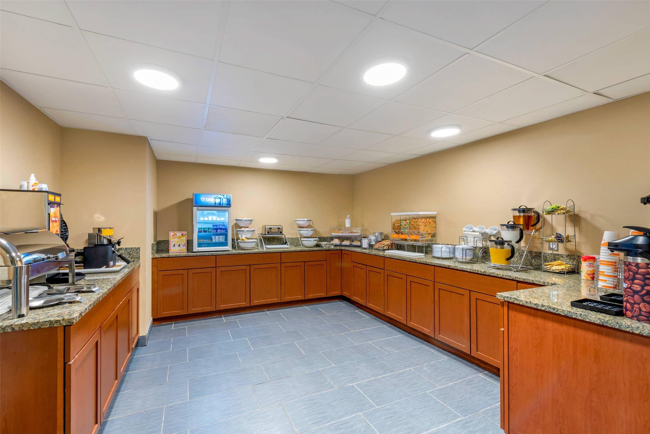 Comfort Inn & Suites Michigan City South 5/10