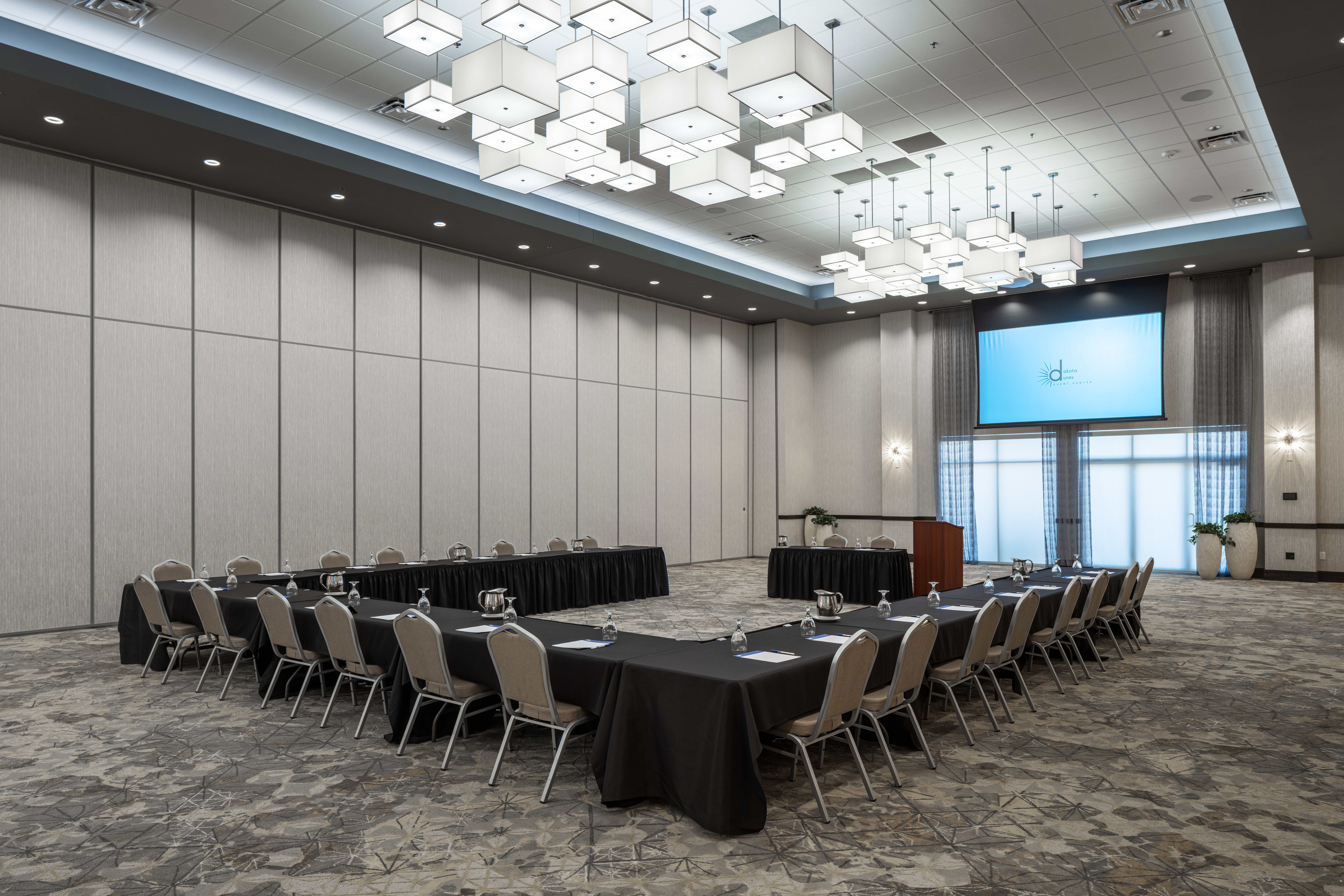 Holiday Inn Express and Suites Sioux City North Event Center an IHG Hotel 59/70