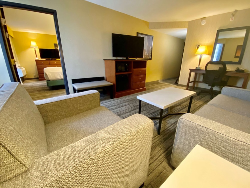 Best Western Plus Houston Energy Corridor 15/47