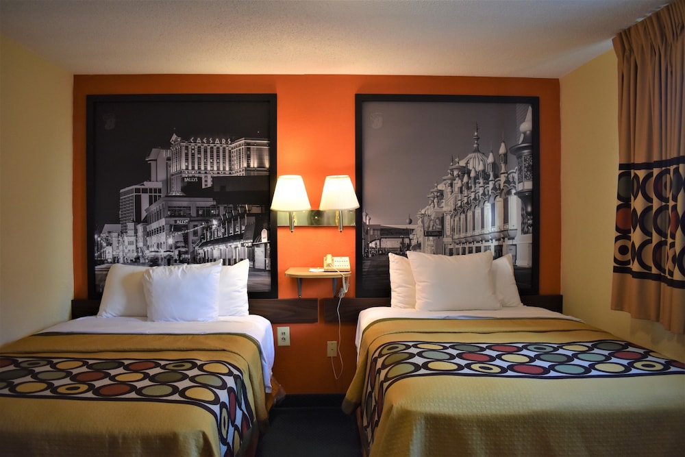 Super 8 by Wyndham Atlantic City NJ 6/21
