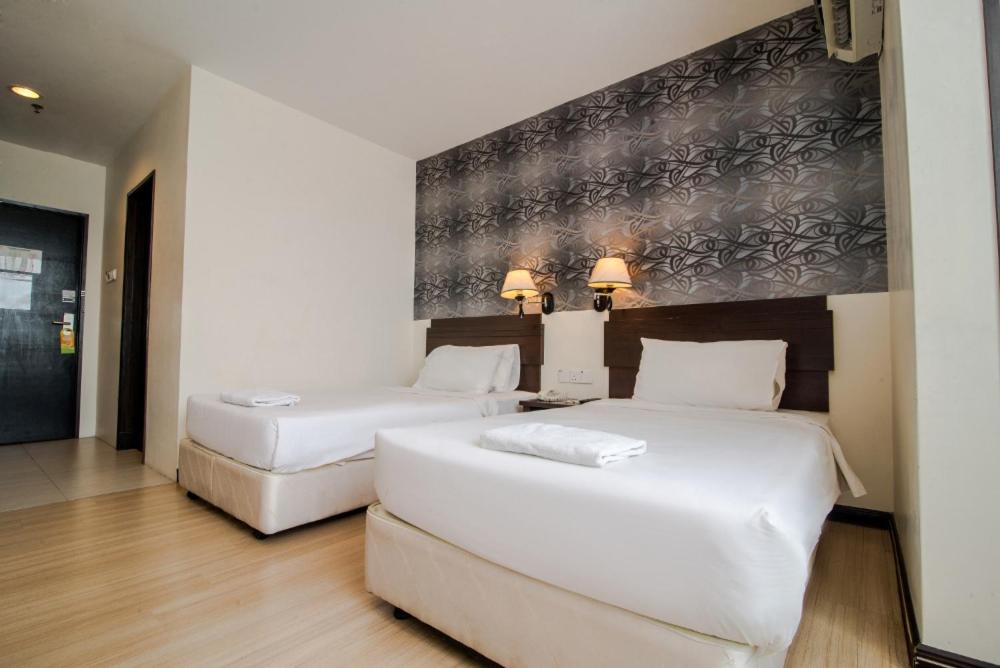 Superior, Twin Beds