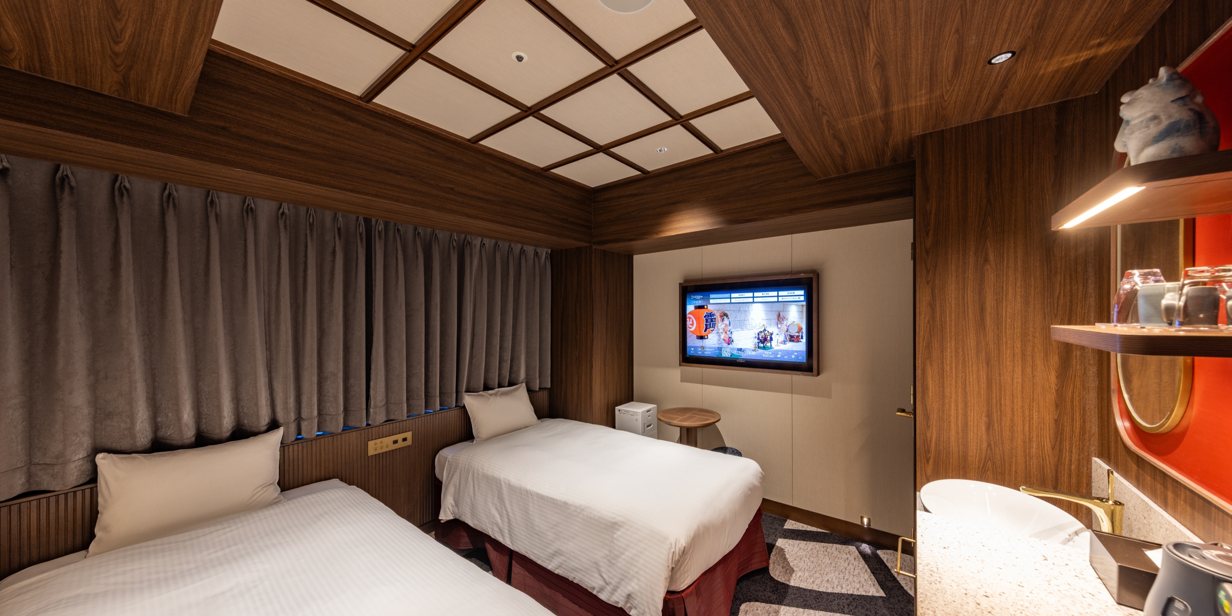 Room, Single, Twin Beds