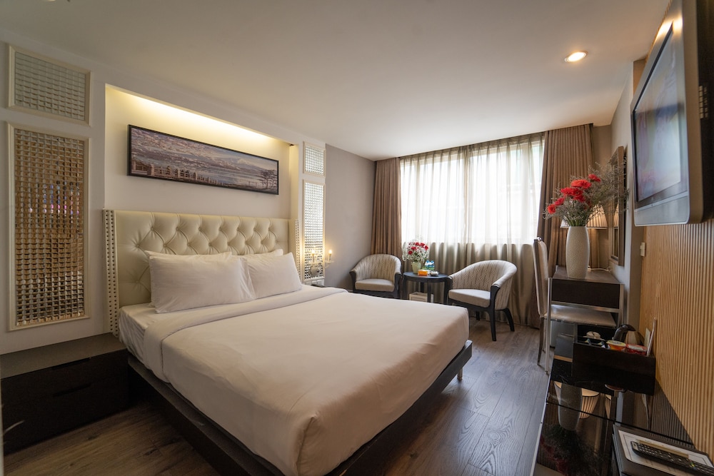 A Em Hotel 8a Thai Van Lung 18/45