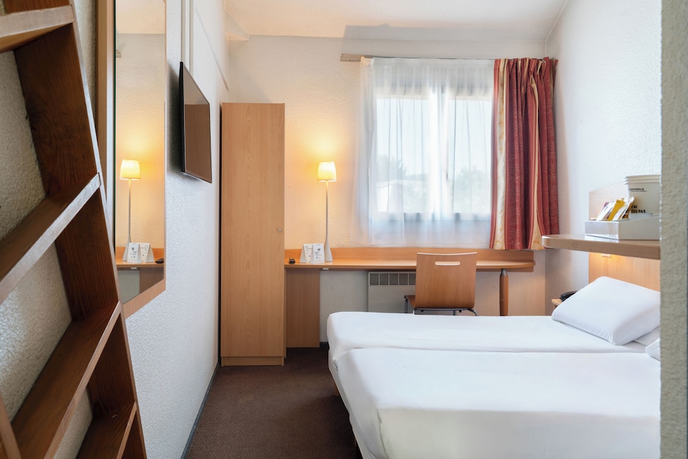 Classic, Triple, 3 Beds