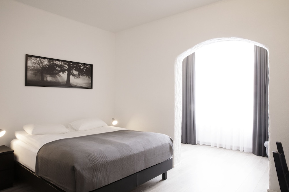 Fosshotel Raudara 18/55