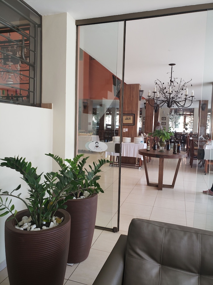 Grand Enio Hotel e Cantina 25/50