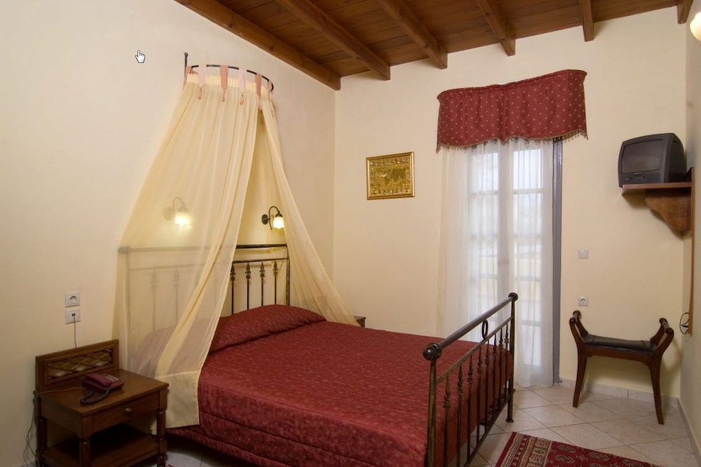 Belmondo Hotel & Suites 8/39