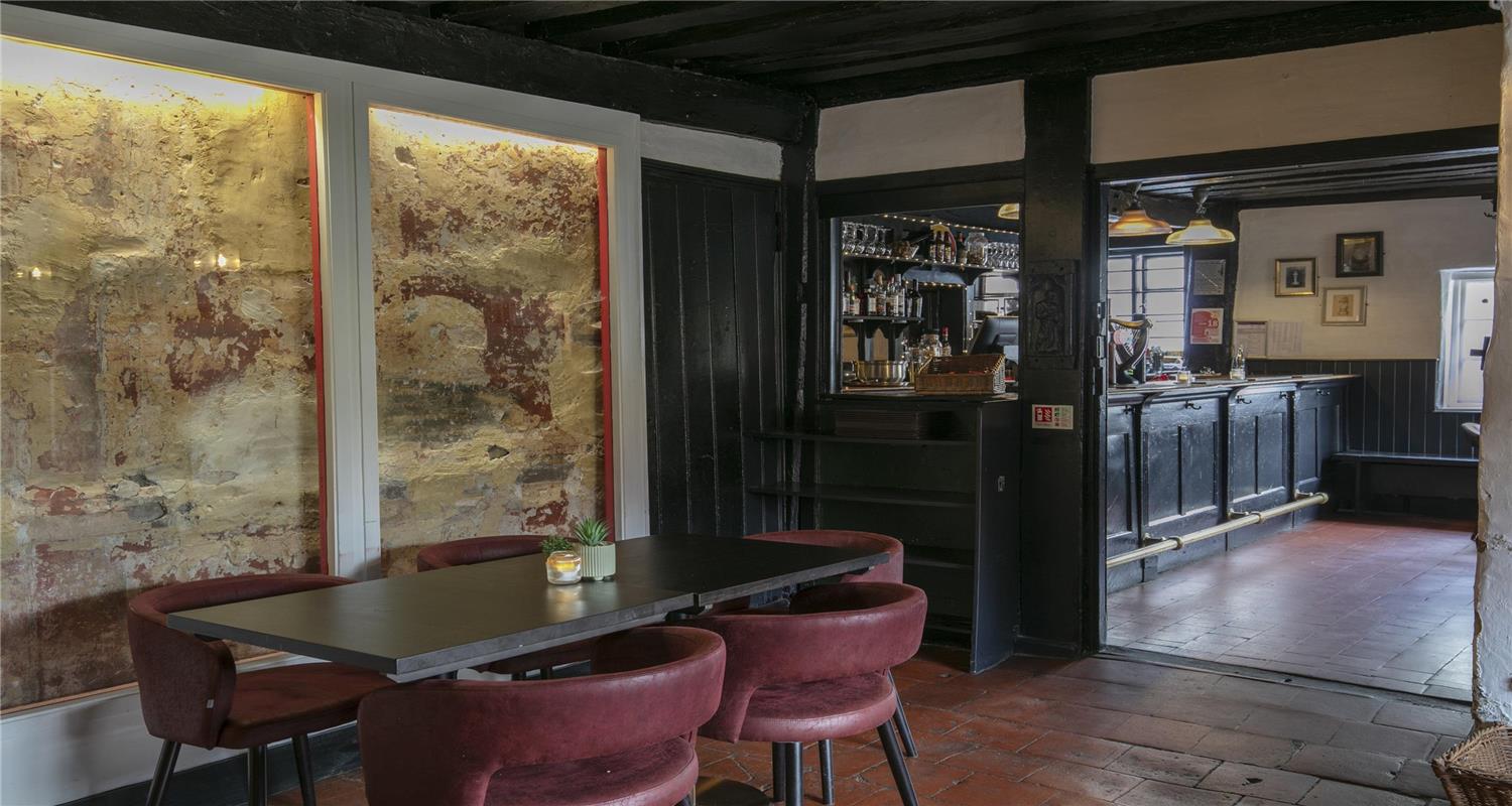 The Olde Bell, BW Signature Collection 3/8