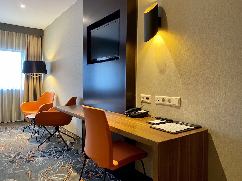 XO Hotels Park West 30/44