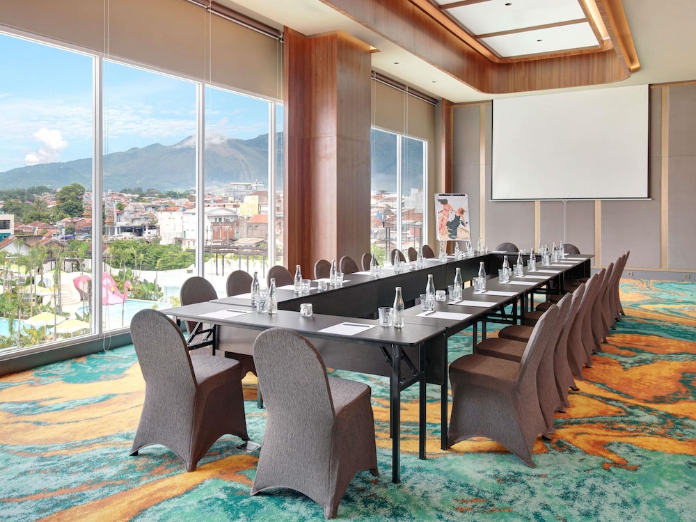 Mercure Garut City Center 33/40