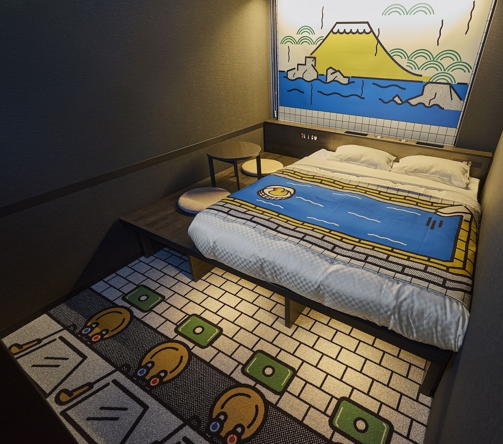 ROOM, DOUBLE BED
