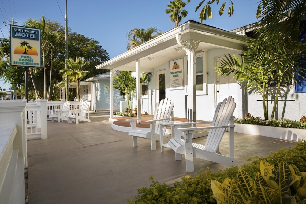 Southwinds Motel 10/45