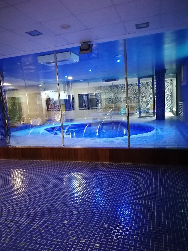 Maritimo Ris Hotel and Apartments 42/73