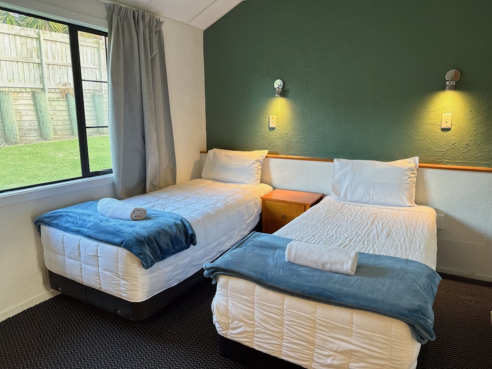 1 BEDROOM, APARTMENT