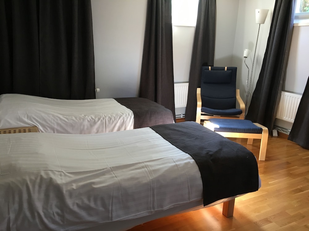 Hotell Hässlö 4/33