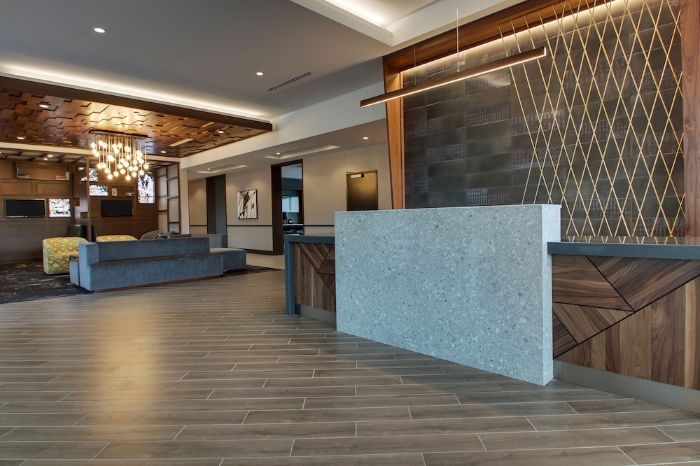 Hyatt Place Milwaukee Downtown 12/71