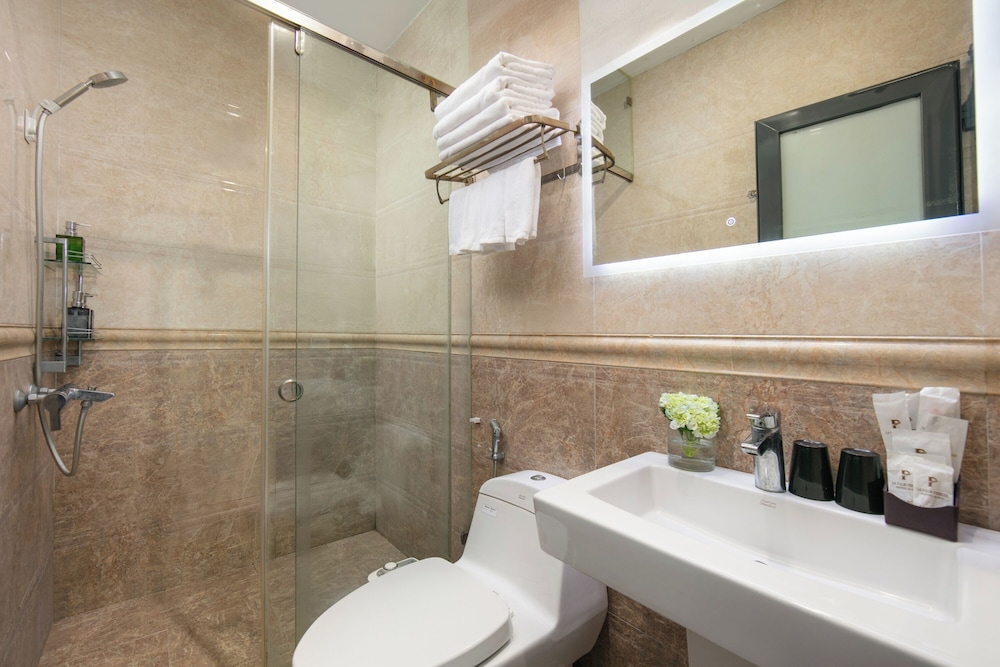 Hanoi La Charm hotel & Spa 48/50