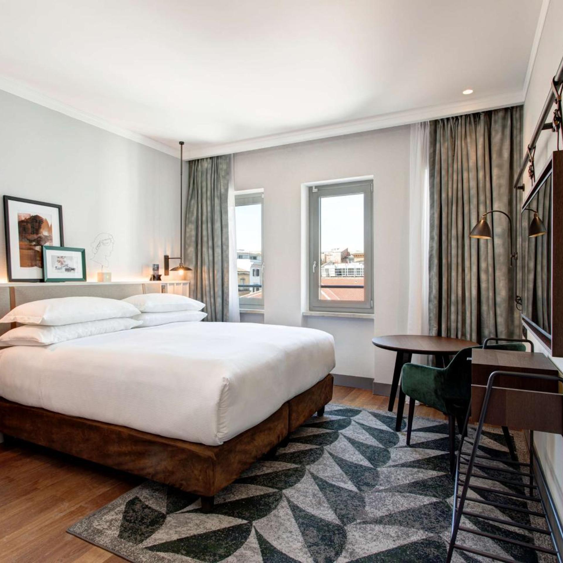 Superior, King Bed