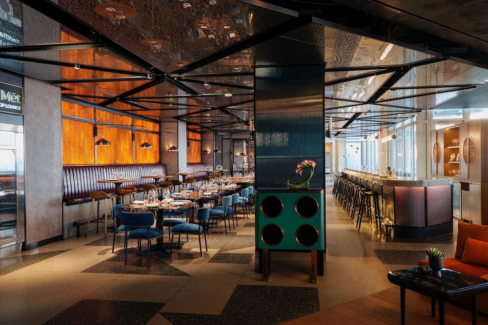 Renaissance New York Flushing Hotel at Tangram 29/44