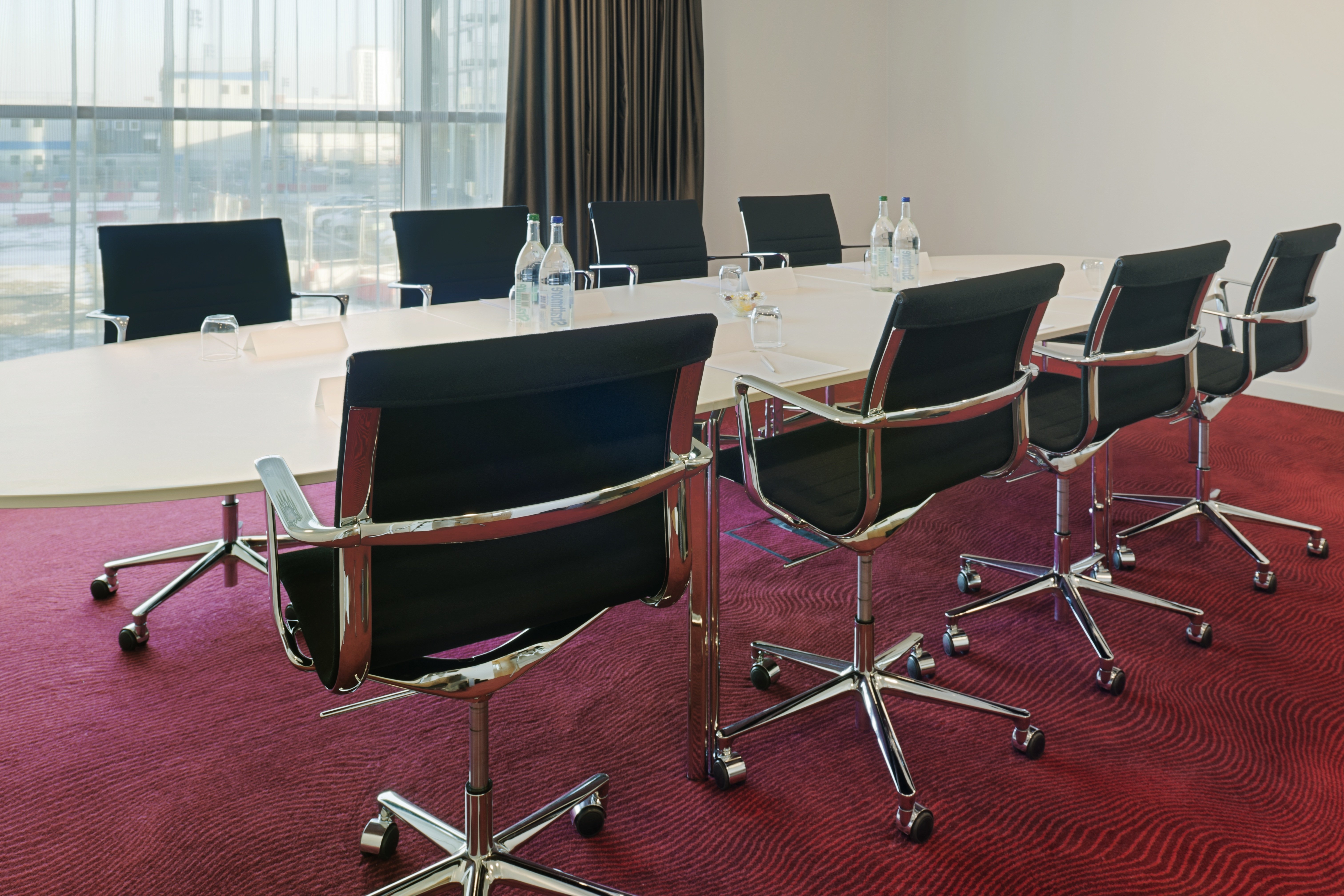 Holiday Inn Manchester Media City Uk 47/50