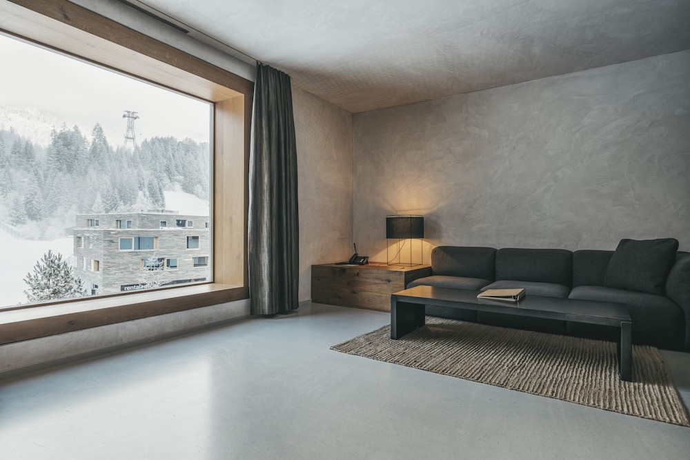 ROCKSRESORT 41/58