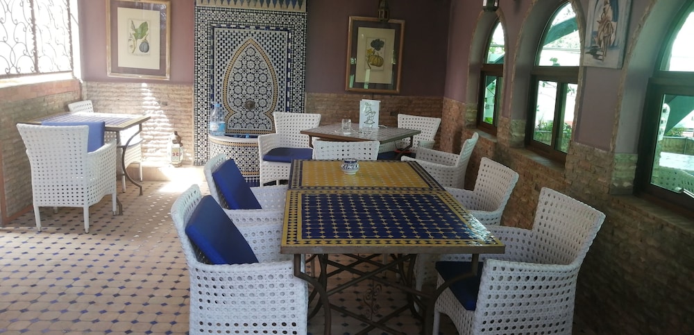 Pasta Plaza Hotel 26/39