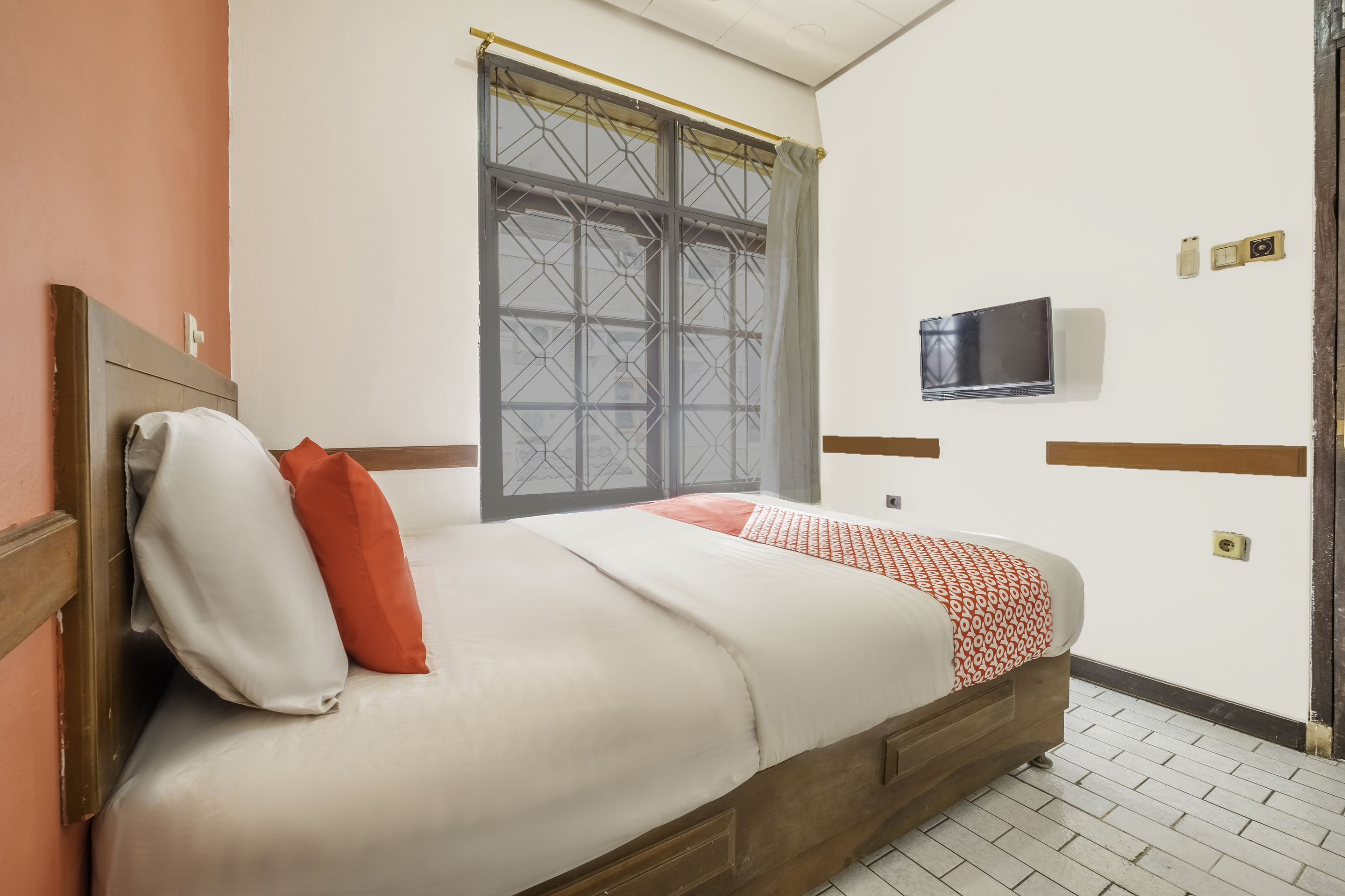 OYO 1945 Hotel Bali Near RS Muhammadiyah 21/53