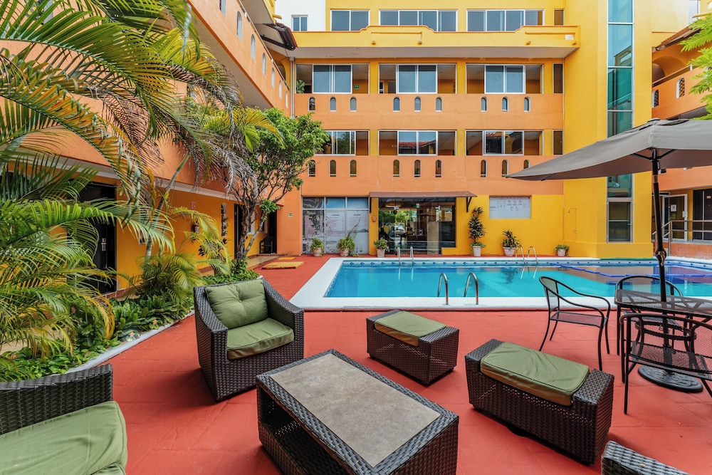 Hotel Plaza Mirador 35/37