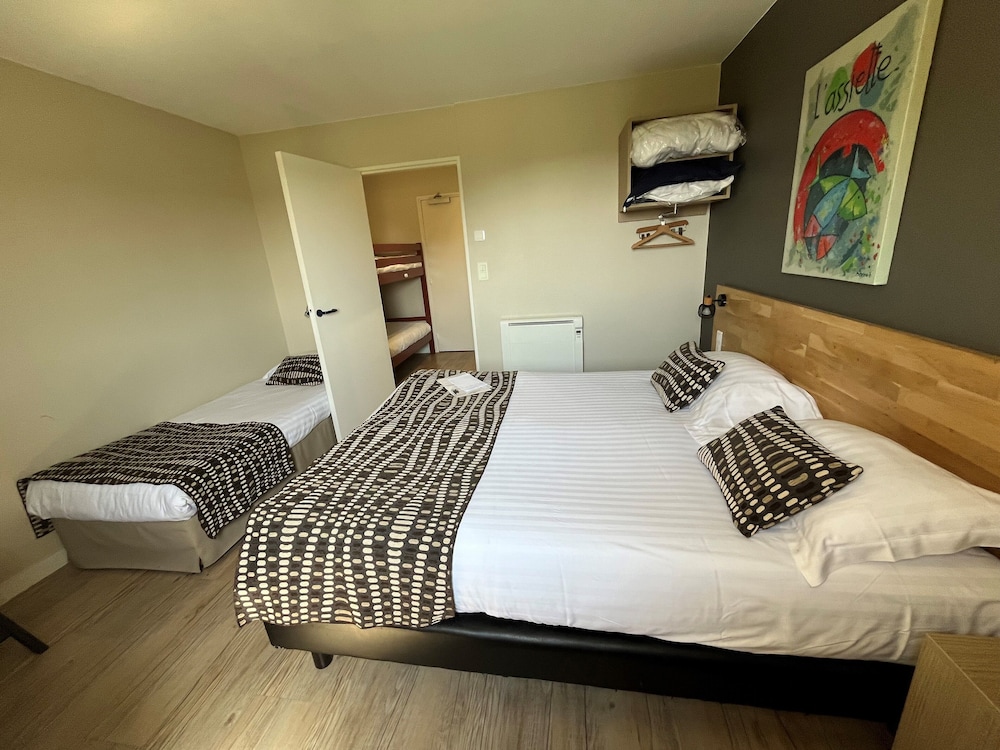 Brit Hotel Le Kerodet 21/65