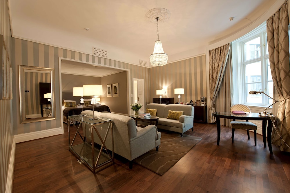 Grand Hotel Oslo by Scandic 60/83