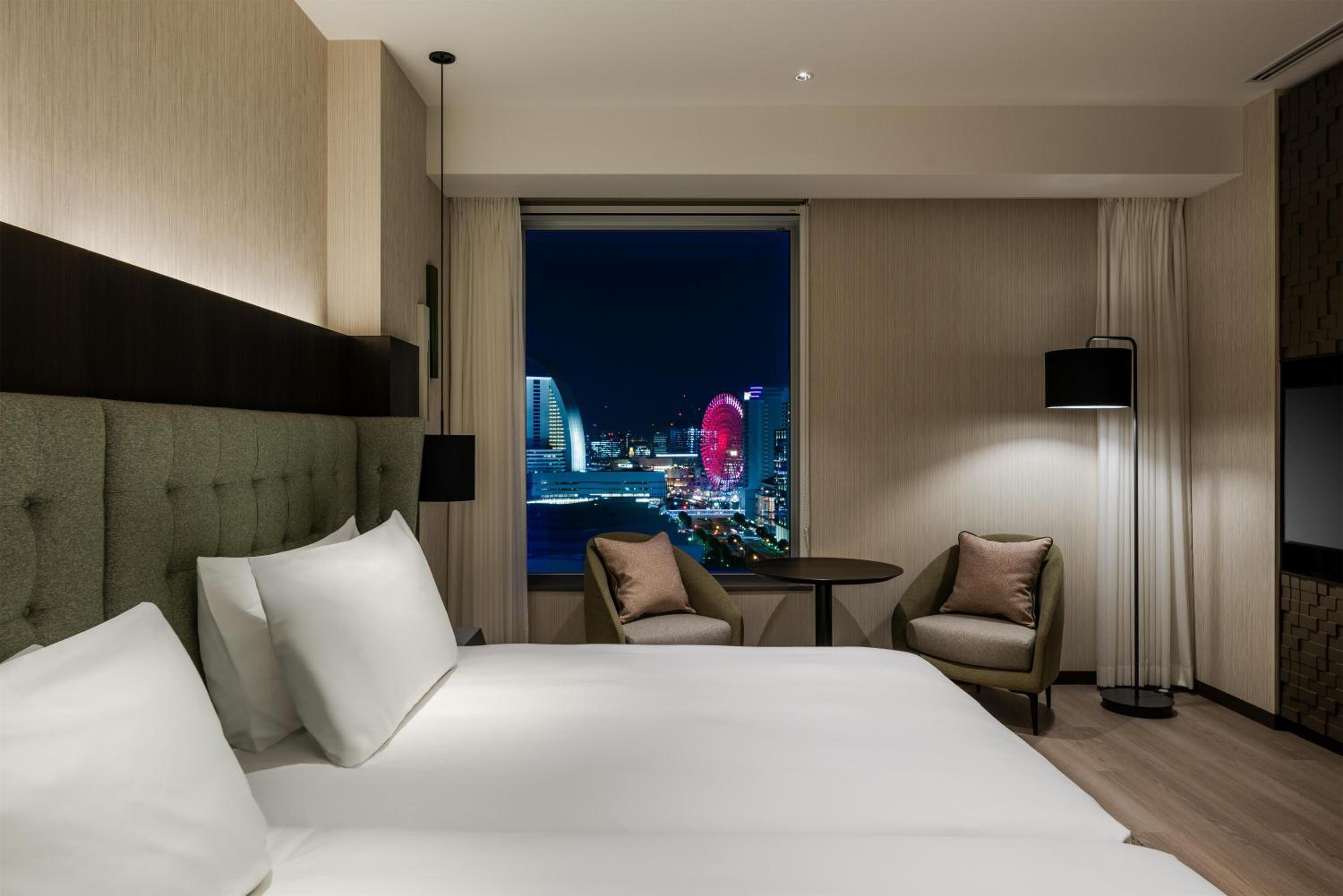Premium, Twin Beds, Side Ocean View