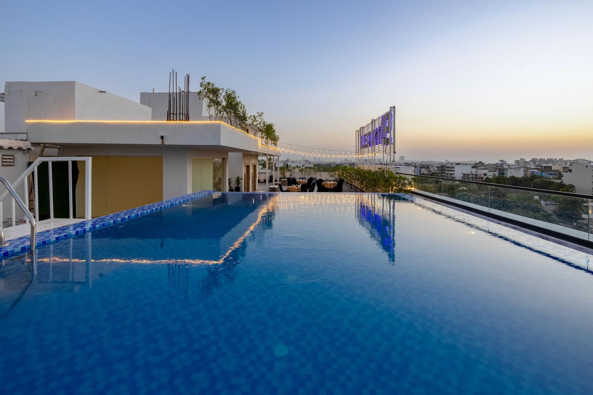 Hotel 91 City Centre Sector 52 24/50