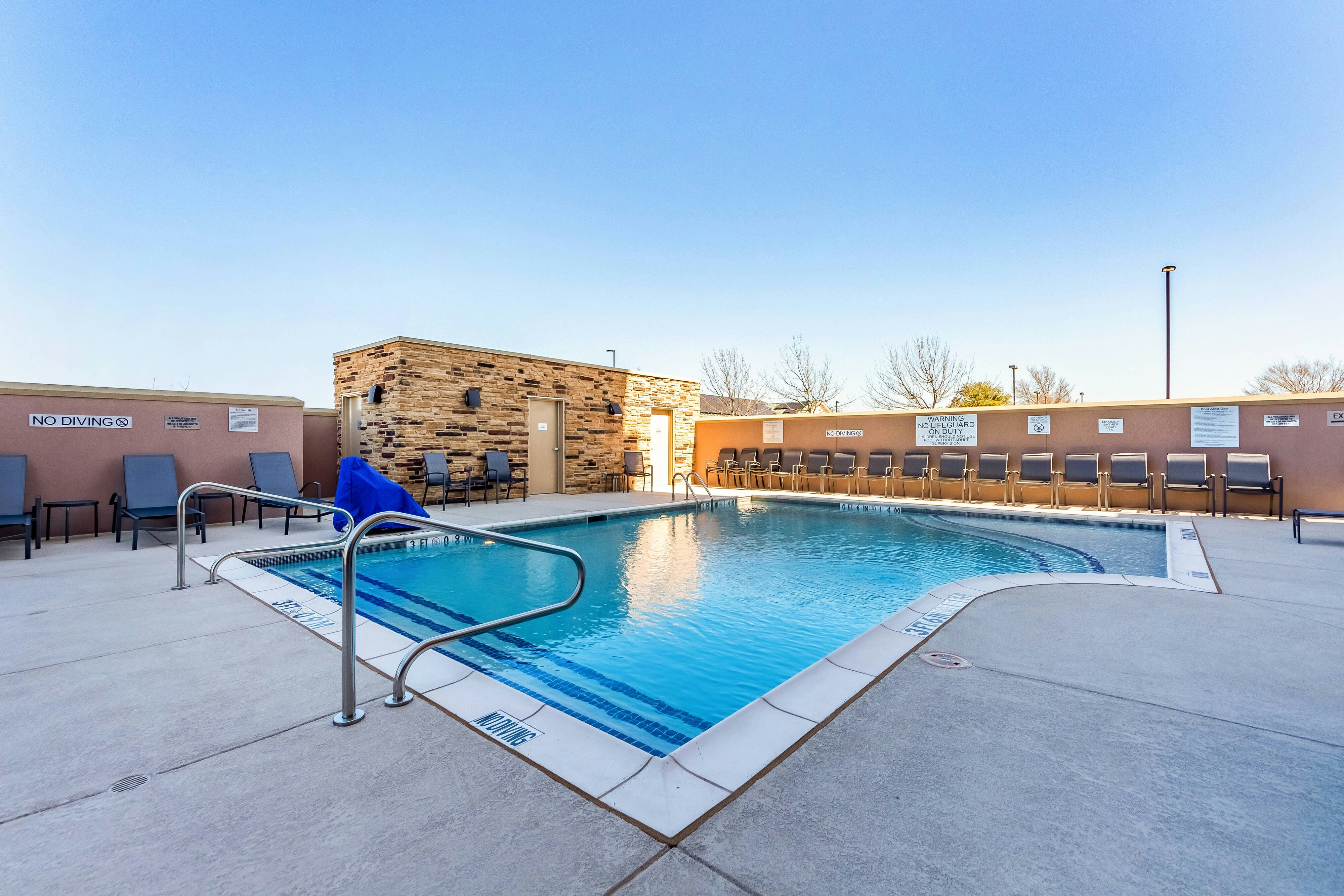 Fairfield Inn & Suites Dallas Arlington South 1/19