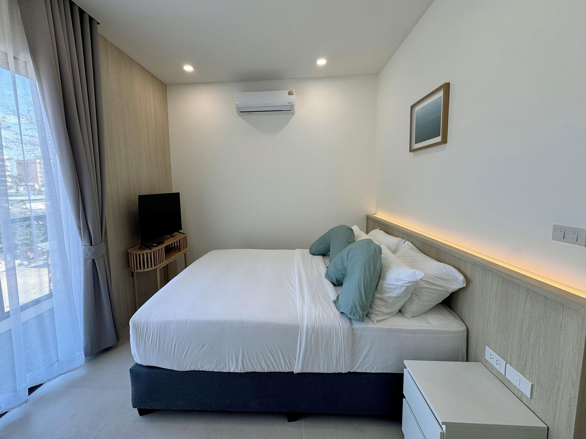 4 Bedrooms, Family, House, Bathtub, Courtyard Area