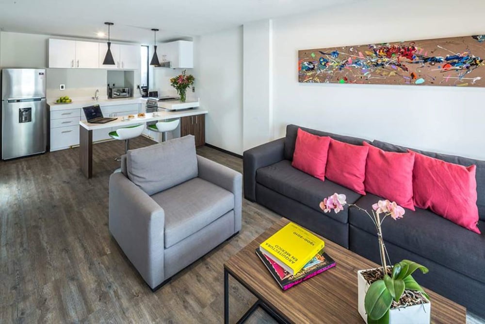 FlowSuites WTC 26/50