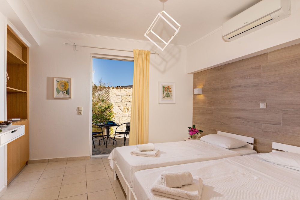 Castello Apartments 10/50