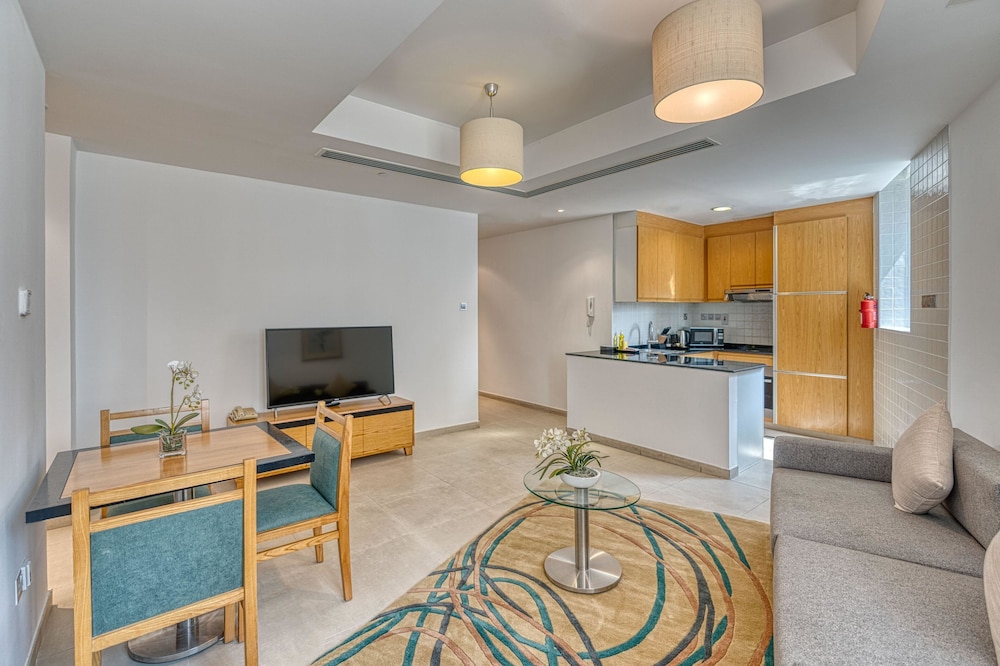 Grand Heights Hotel Apartments 10/50