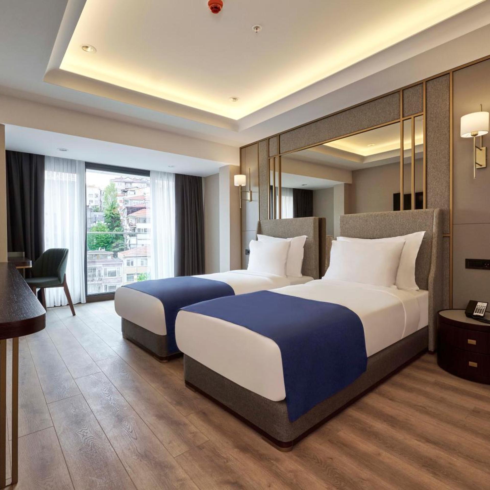 Deluxe, King Bed, Sea View