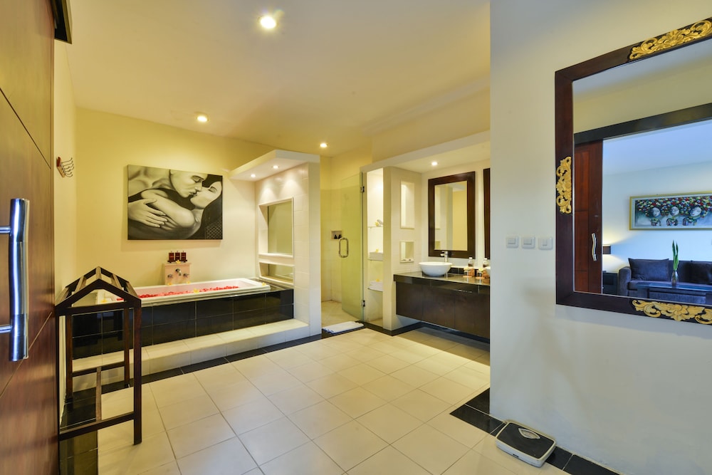 The Yubi Boutique Villas Seminyak 42/67