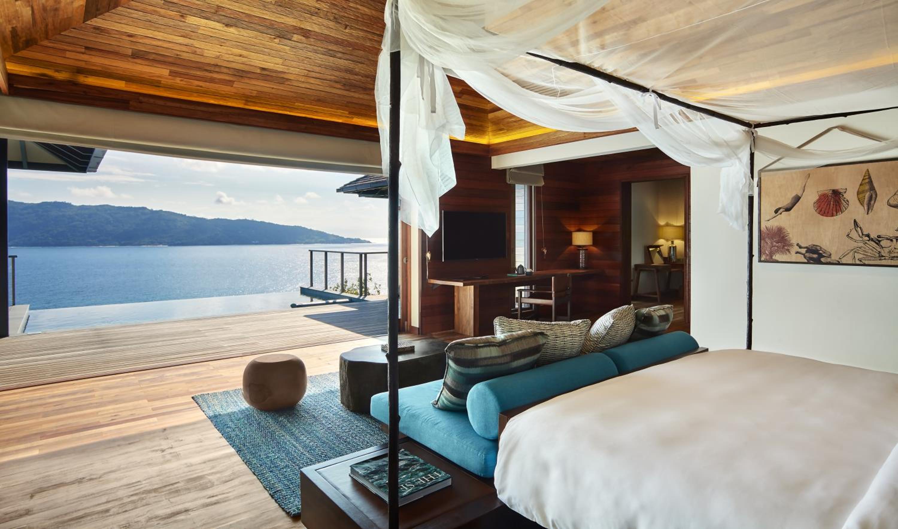 Pool, Villa, King Bed, Ocean Front