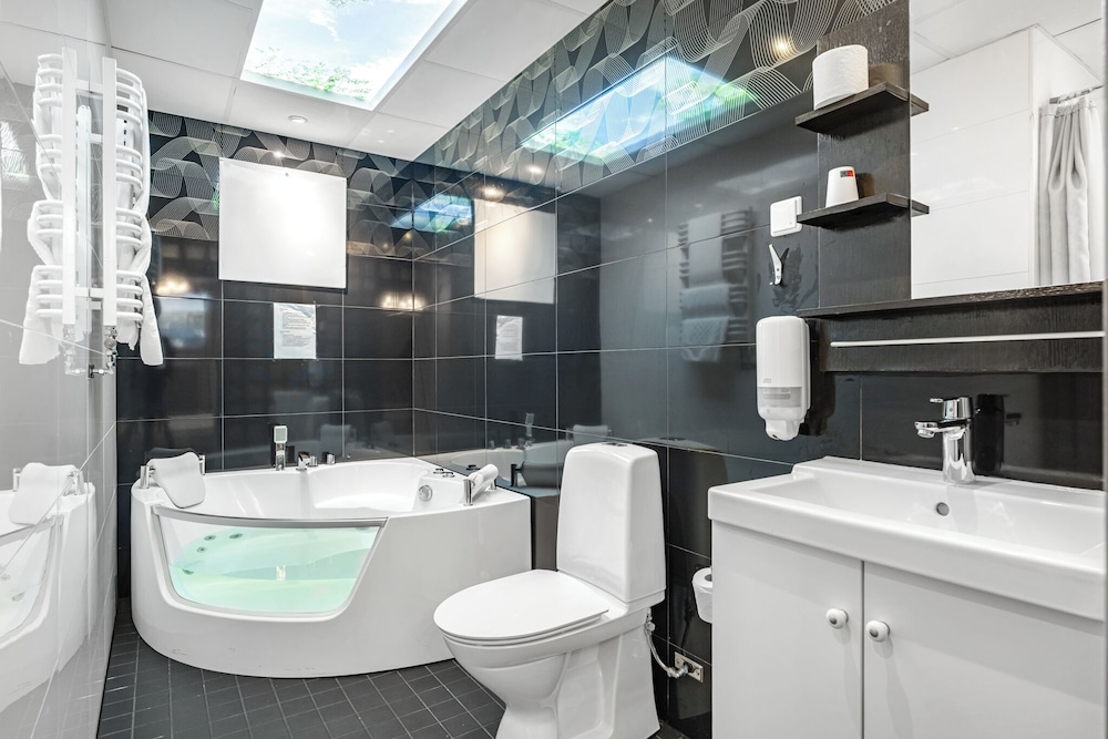 Stockholm Inn Hotel 28/32