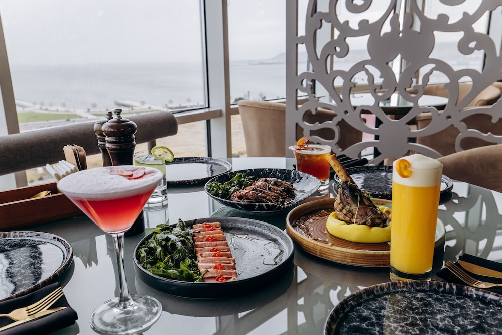 Sahil Hotel Baku 56/68